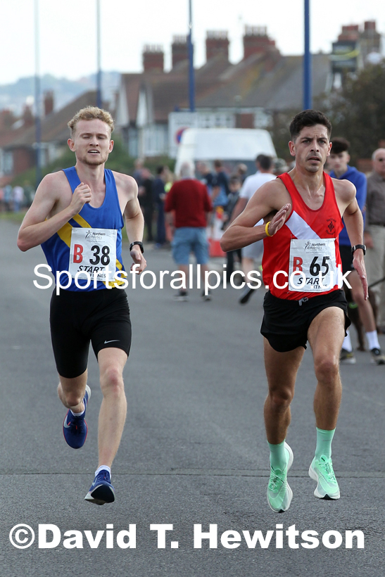 Senior mens 6 stage relay, 2021 Northern 6 and 4 Stage and Young Athletes Road Relays, Redcar. Photo: David T. Hewitson/Sports for All Pics